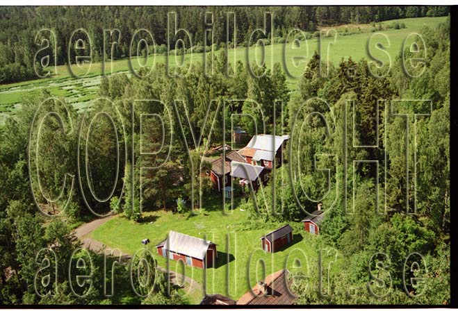 FFF 98-8905, #12. FFF 98-8905_0012 (Uppges vid kontakt med Svenska Aero-Bilder AB)